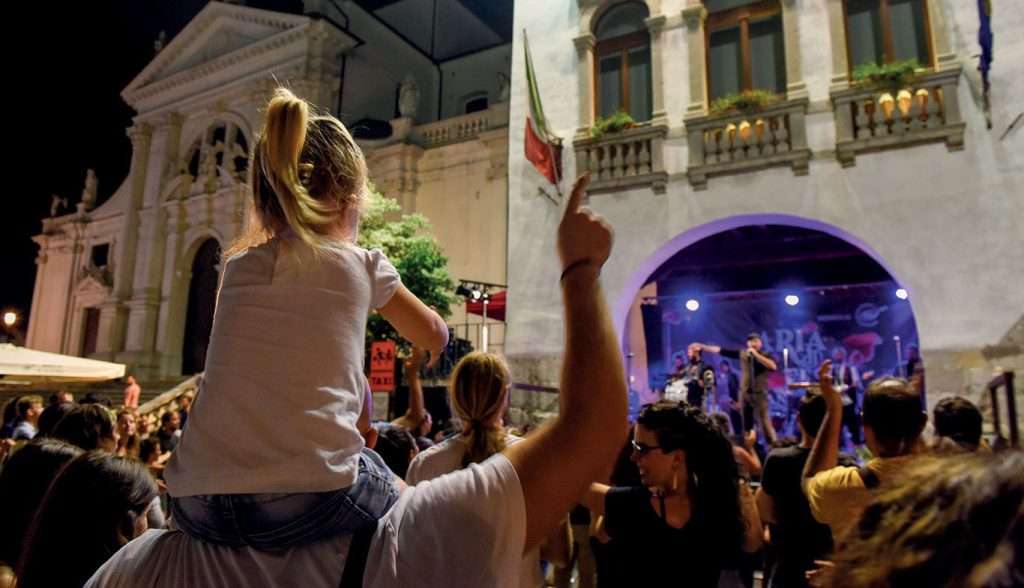 Aria di Festa si congeda dal pubblico