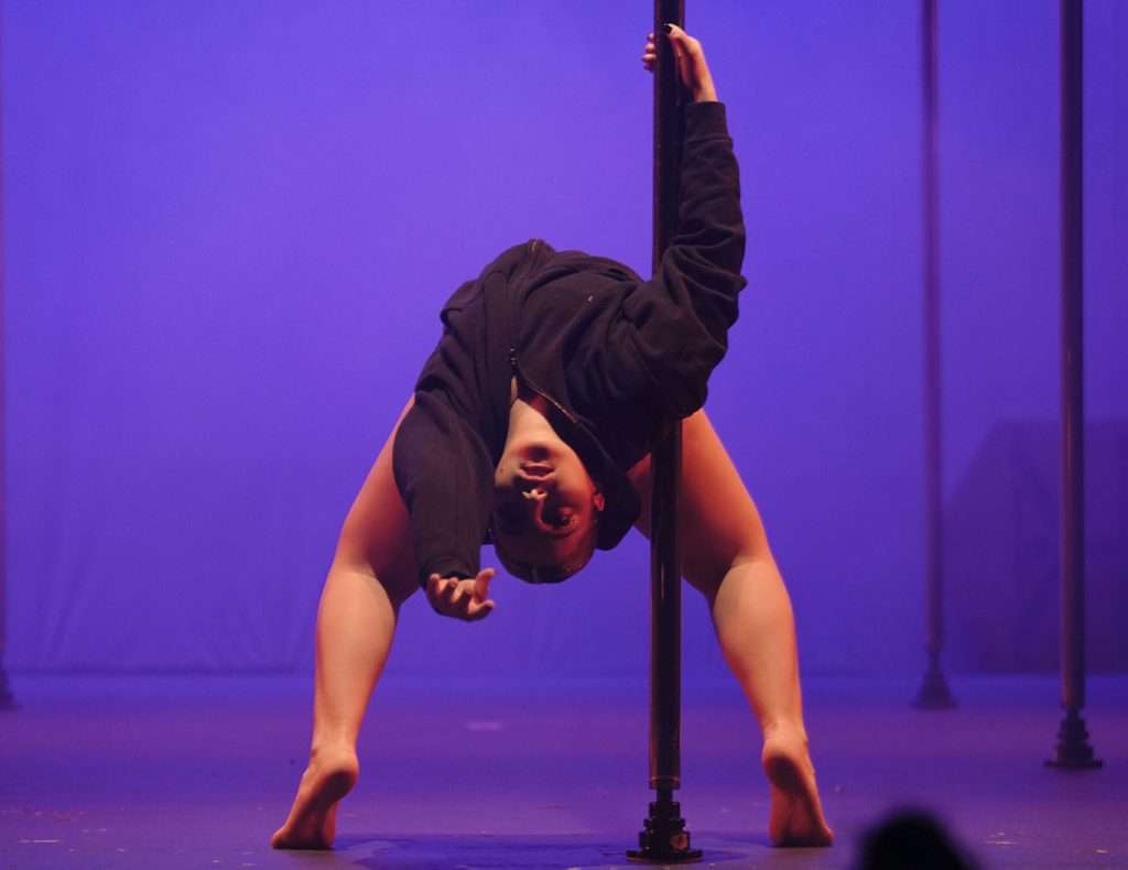 Pole dance