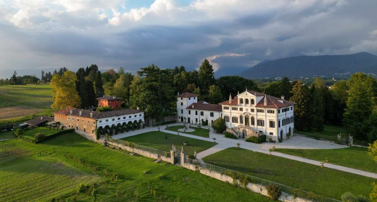 Villa Gallici Deciani a Cassacco