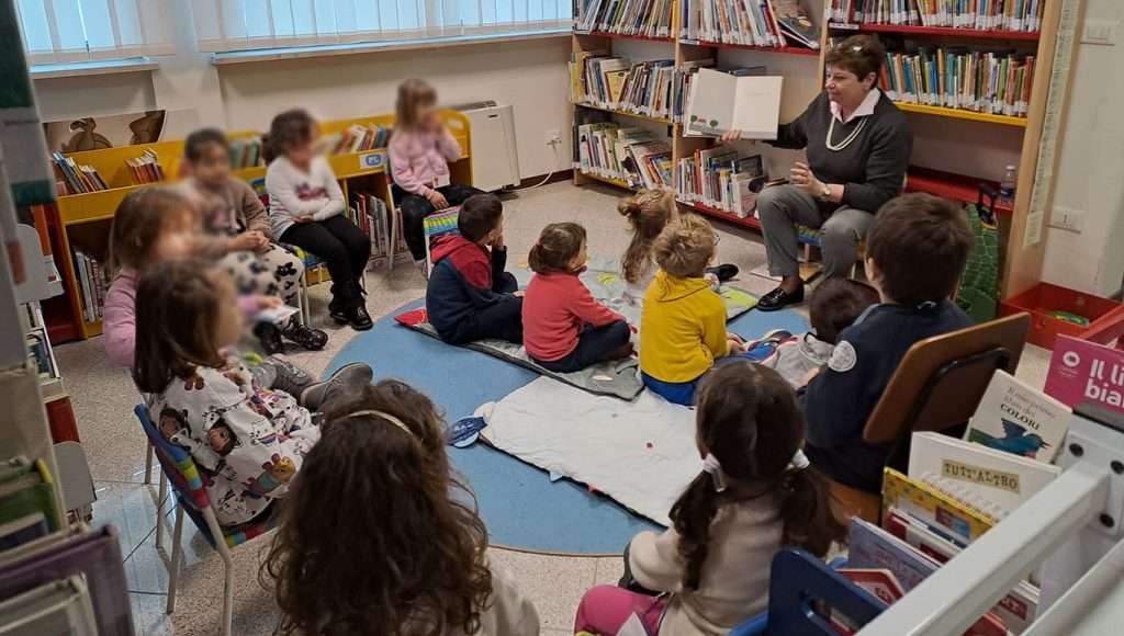 Letture in biblioteca a Ruda