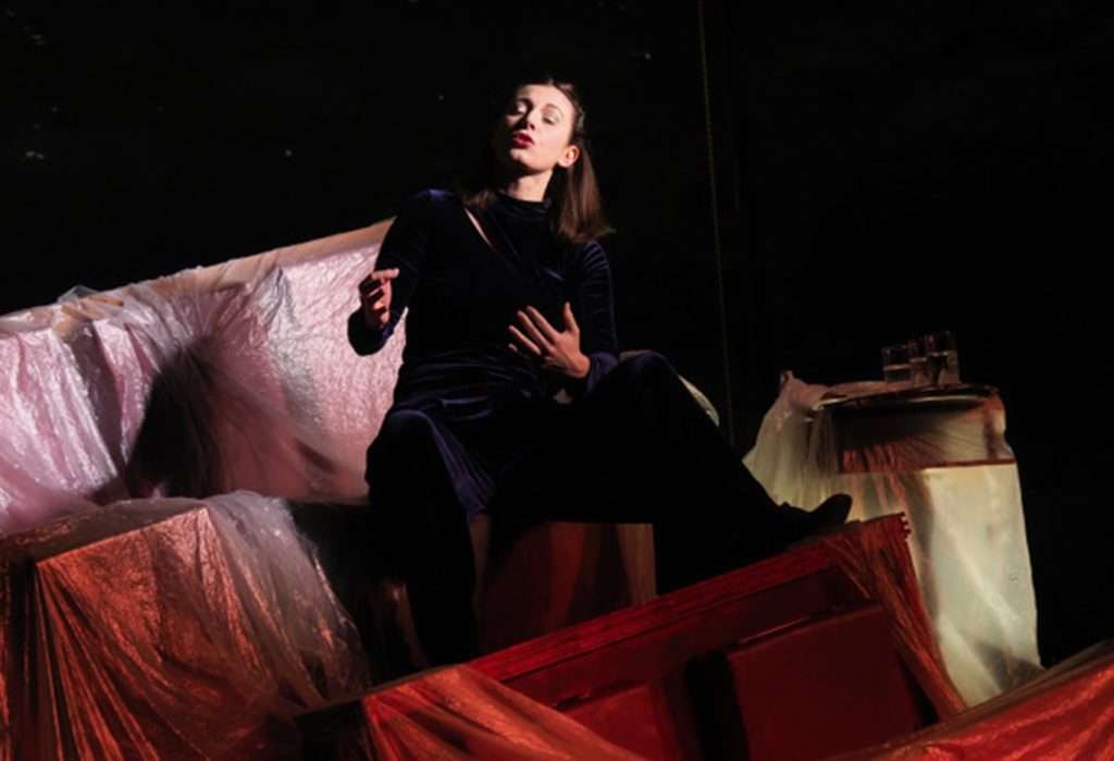 Elena Cotugno in "Giacomo"
