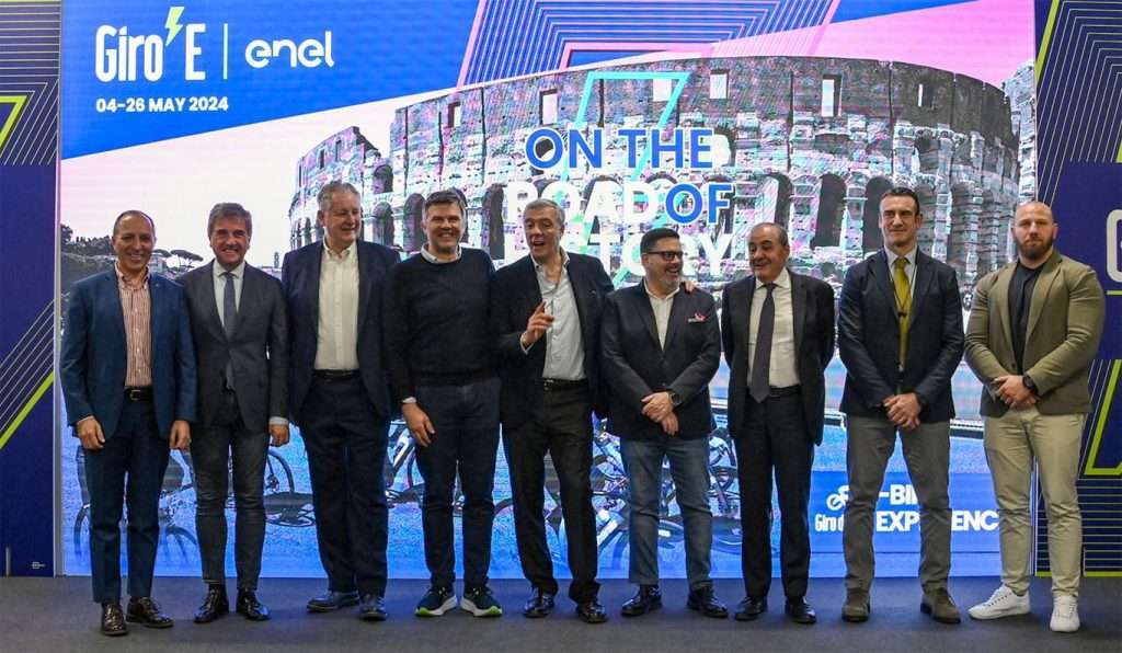La presentazione del Giro d'Italia e-bike