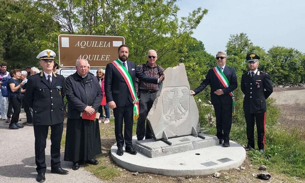 L'inaugurazione del monumento