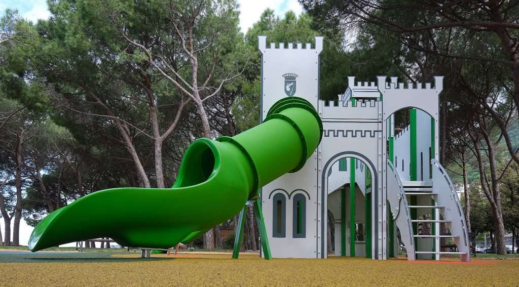 I giochi rinnovati nella Pineta di Barcola