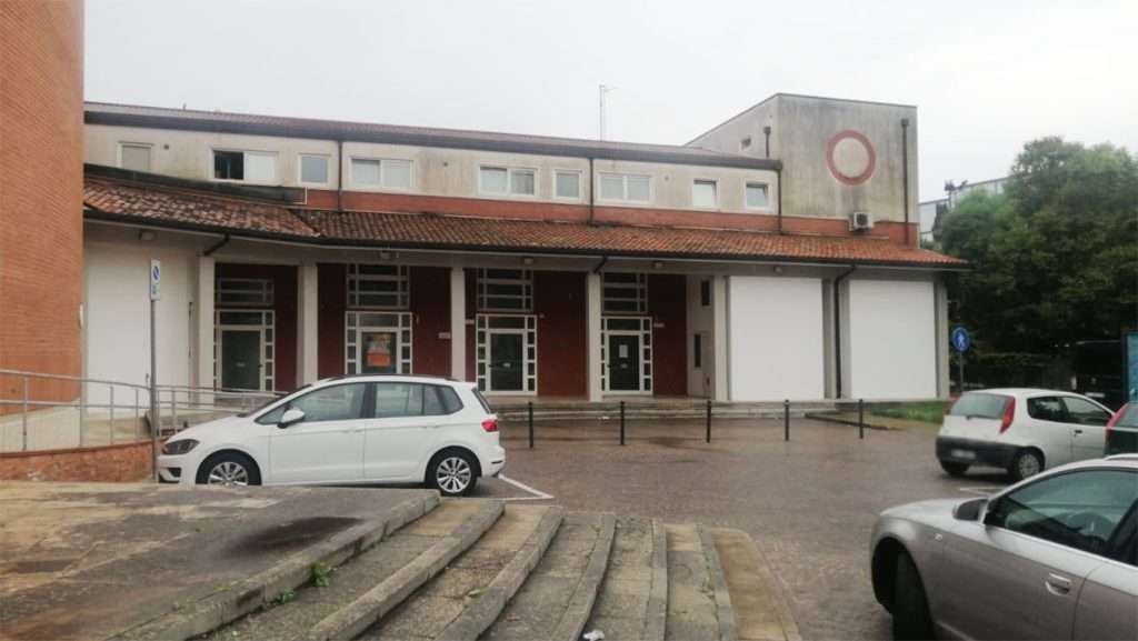 Gli alloggi della Casa dell'Ospitalità sopra la sala parrocchiale