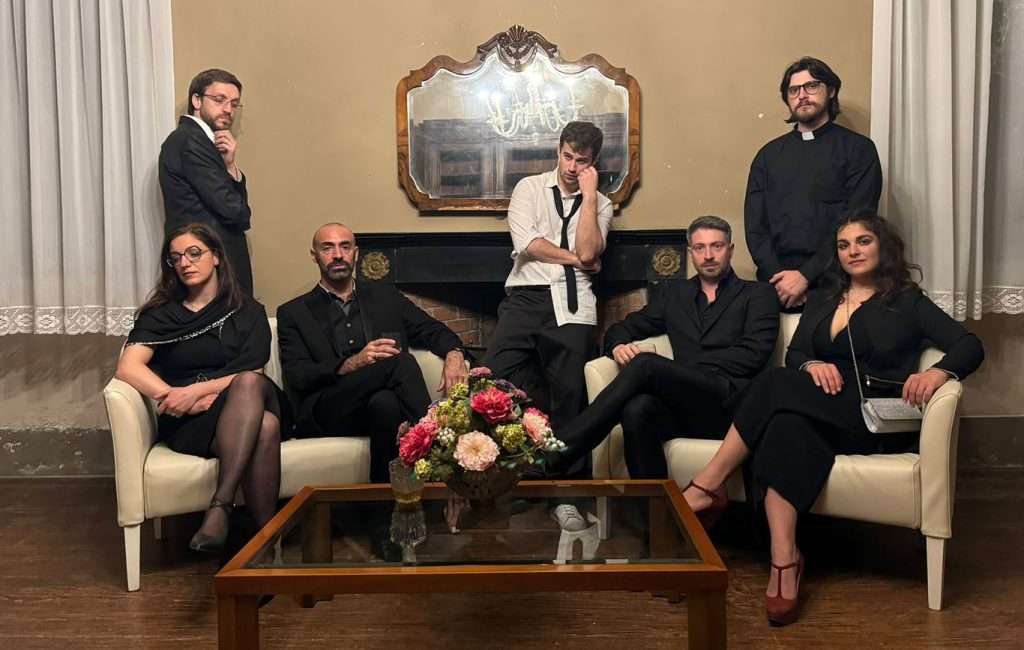 La Casa dei Segreti Ana Thema Teatro