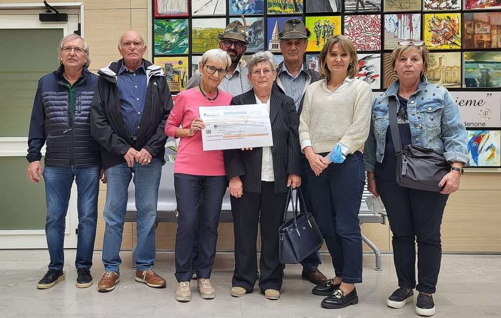 gruppo di persone ad aviano al cro