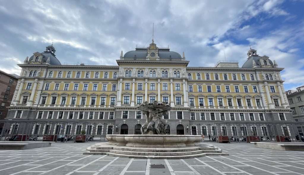 palazzo poste trieste