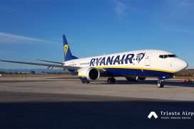 TRIESTE AIRPORT_RYANAIR B737 8000 200