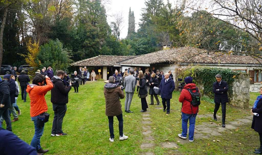 UN MOMENTO DELLA MATTINATA NEL GIARDINO DI CASA ZIGAINA