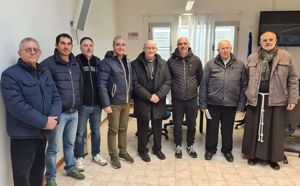 pescatori e arcivescovo Carlo