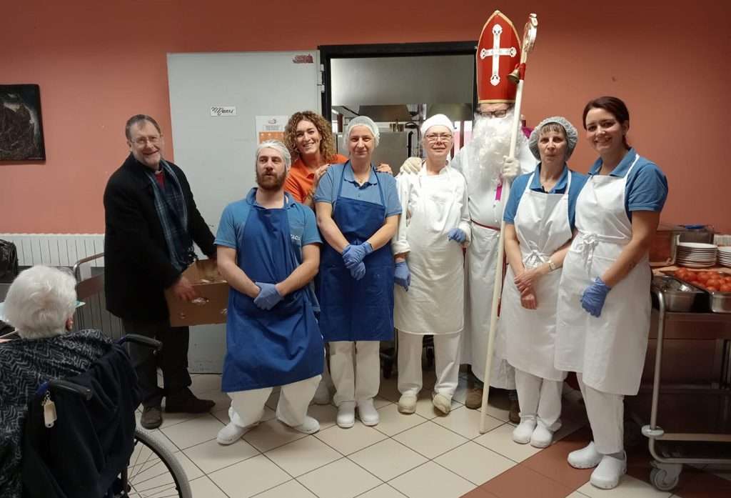 san nicolo nella scuole e casa di riposo 01
