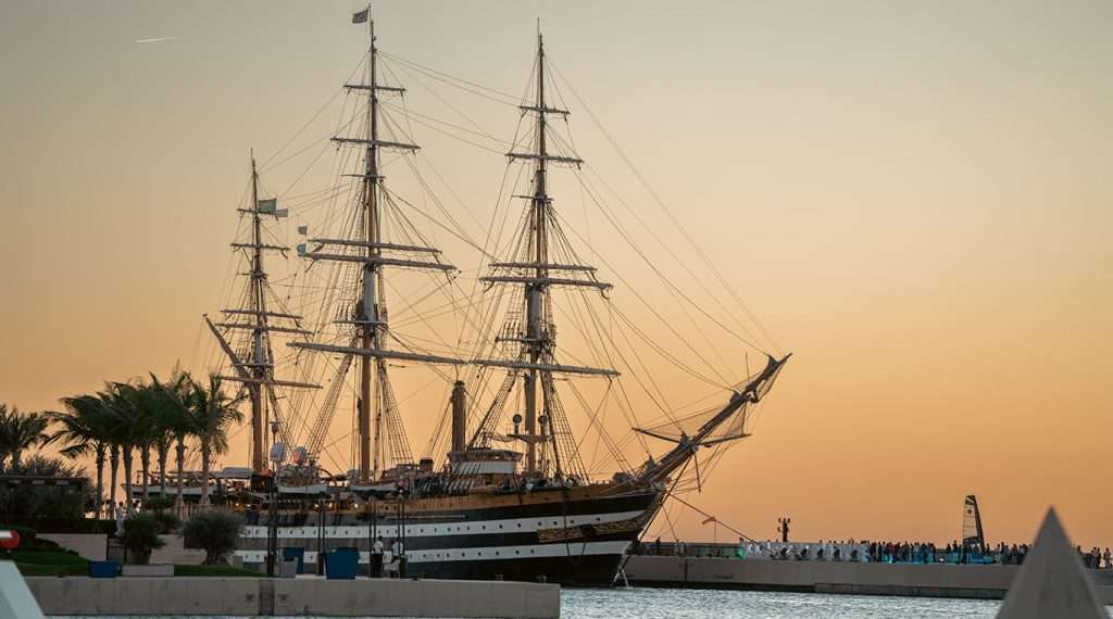 Nave Amerigo Vespucci a Gedda