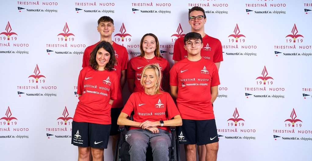 Parte della squadra di nuoto paralimpico della Triestina Nuoto