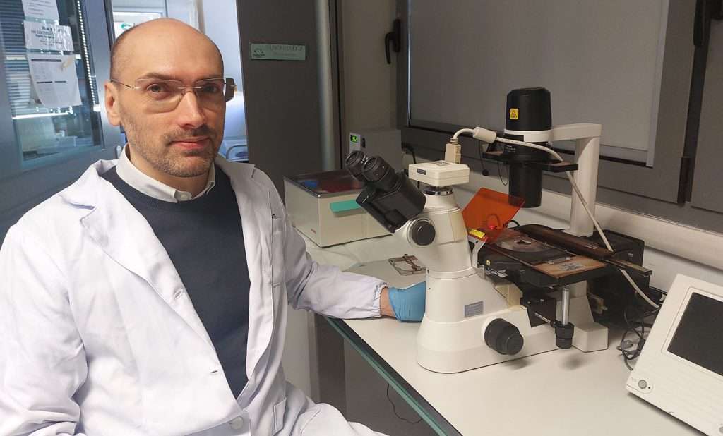 gianluca petris in laboratorio