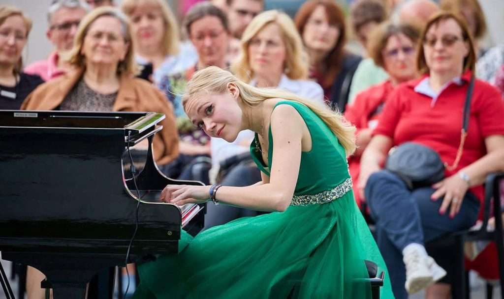 Concert cycle of the City of Osijek 2023. Mia Pecnik piano 3