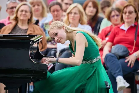 Concert cycle of the City of Osijek 2023. Mia Pecnik piano 3