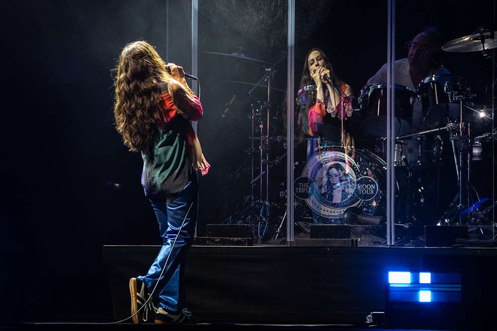 Alanis Morissette Fabrice Gallina 2025 3499