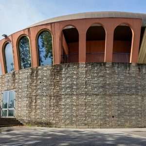 Piscina comunale Bruno Bianchi Trieste 2002 arch.tti Alessandro Francesco Mendin fotoRoberto Conte
