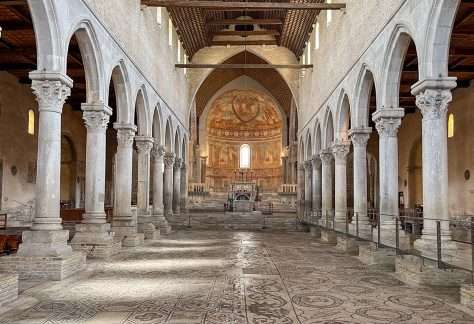Basilica di Aquileia Interno