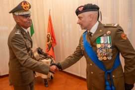 Il Generale di Corpo d’Armata Riccò a sinistra e il Generale di Brigata Bertazzo a destra