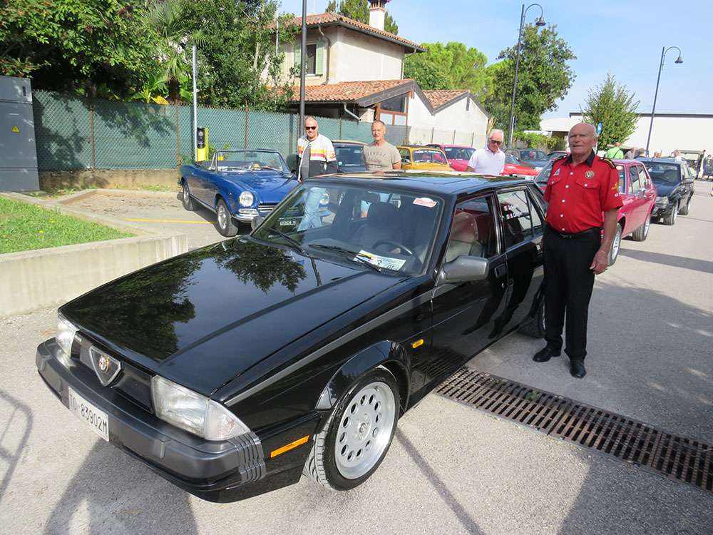 auto epoca 2025 05 con il papa di davide adriano lepre