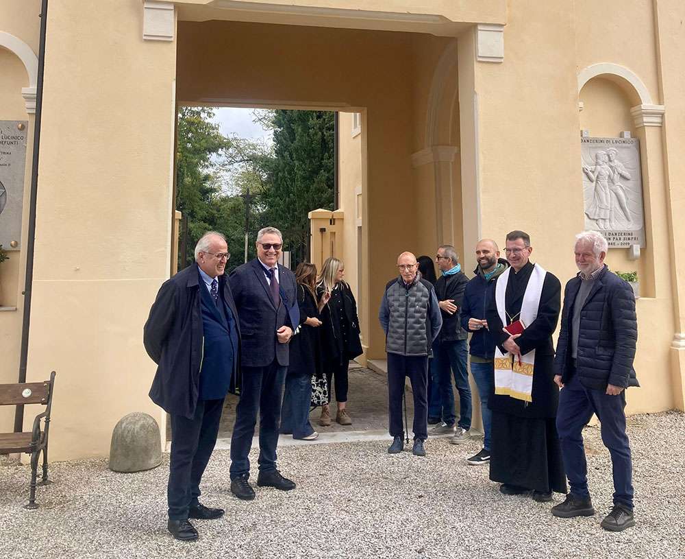 Cimitero 1