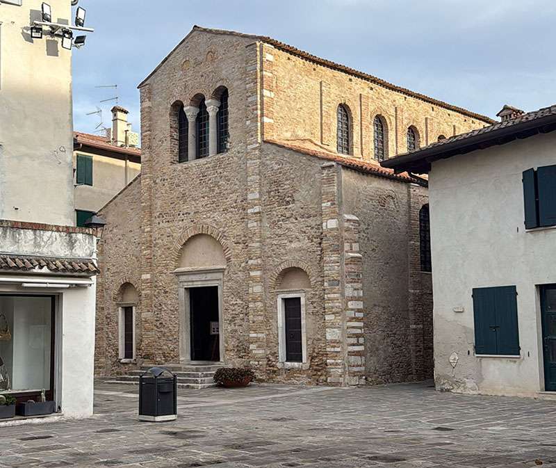 Il Catafalco della Basilica delle Grazie 02