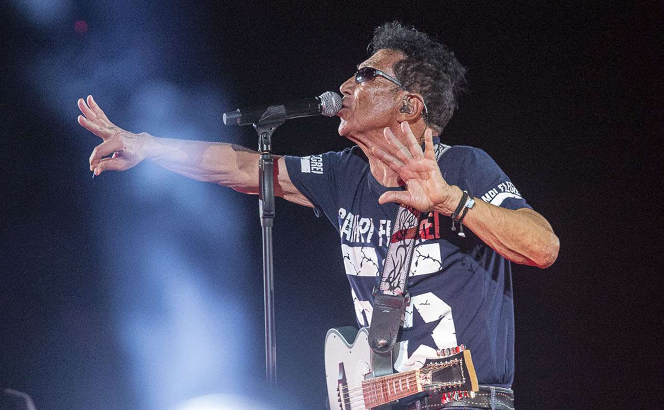 foto BENNATO durante il live