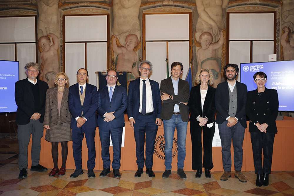 Da sinistra Roberto Micheli Elisabetta Borgna Luca Occhialini Mario Anzil Angelo Montanari Alessandro Fontana Debora Donati Federico Pirone Linda Borean