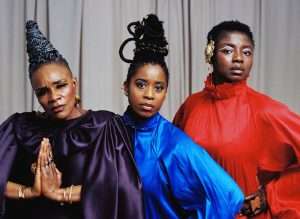 leAmazones Karen Biswell