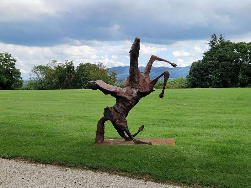 cavallo e cavaliere rampante Villa Attems 1