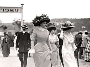 VOLTI DI DONNA v64 27 IPPODROMOuscita copia