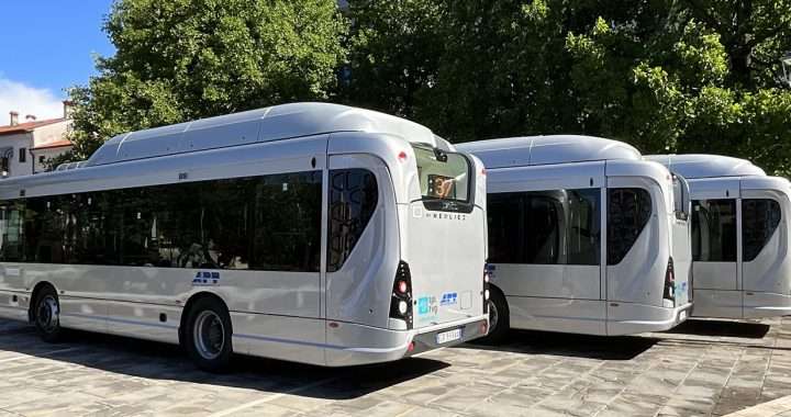 bus elettrici a Grado