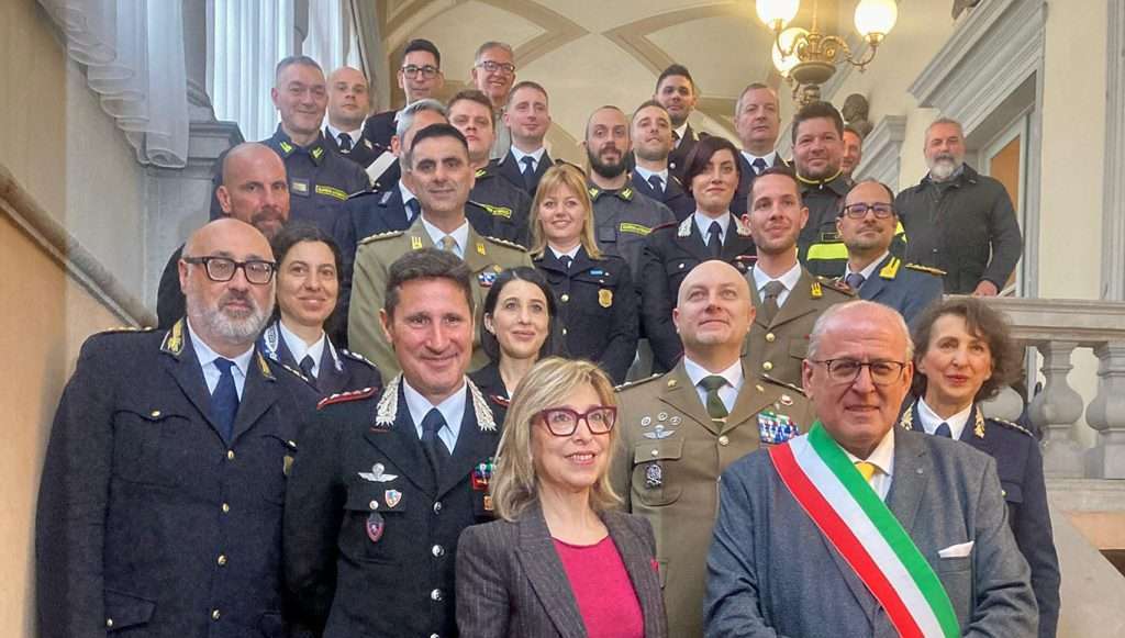 Forze dellordine attestati