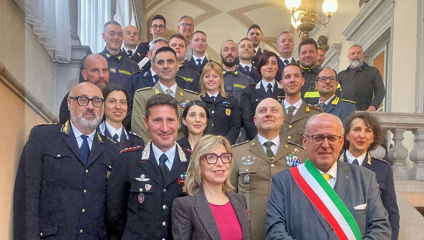 Forze dellordine attestati