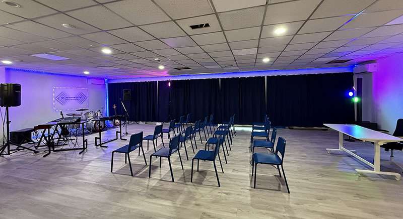 Supersonic Space Room