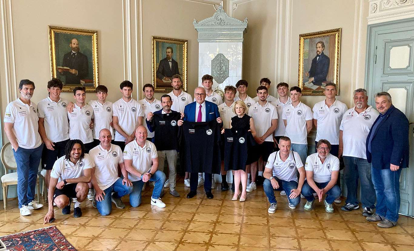 Dinamo 4