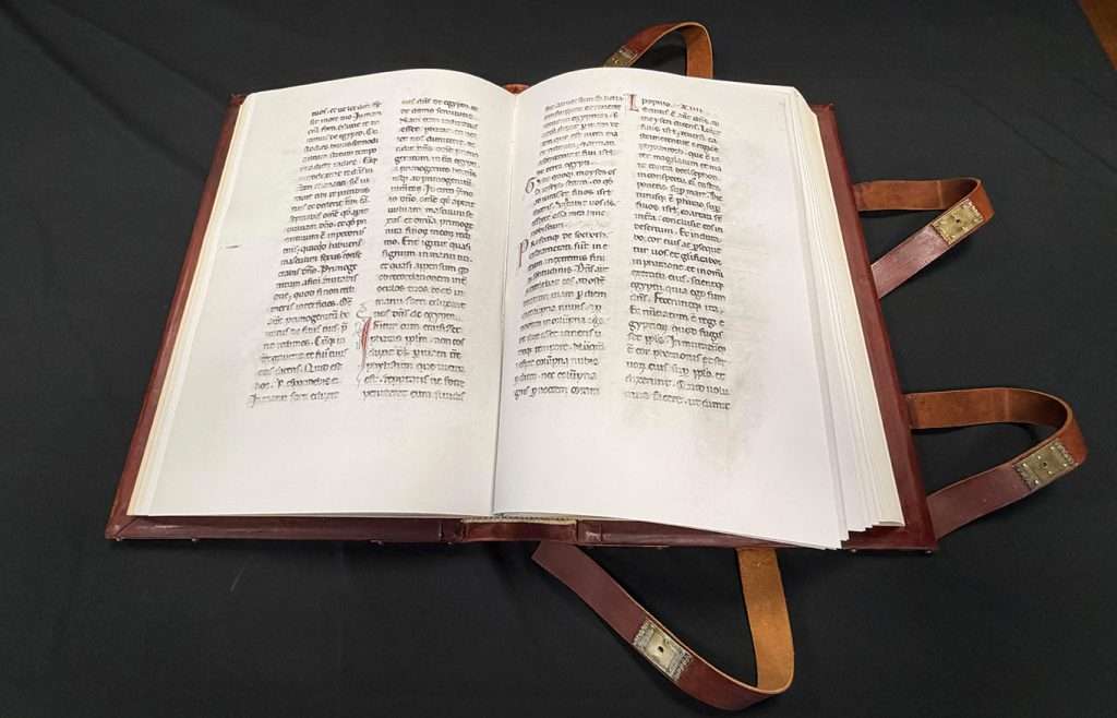 libro aperto