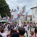 tamburi e bandiere