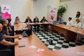 Il tavolo dei relatori: da sinistra Tonel, Poggiana, Riccardi, Fumis, Dore e il caporedattore di iMagazine, Andrea Doncovio, che ha moderato la conferenza