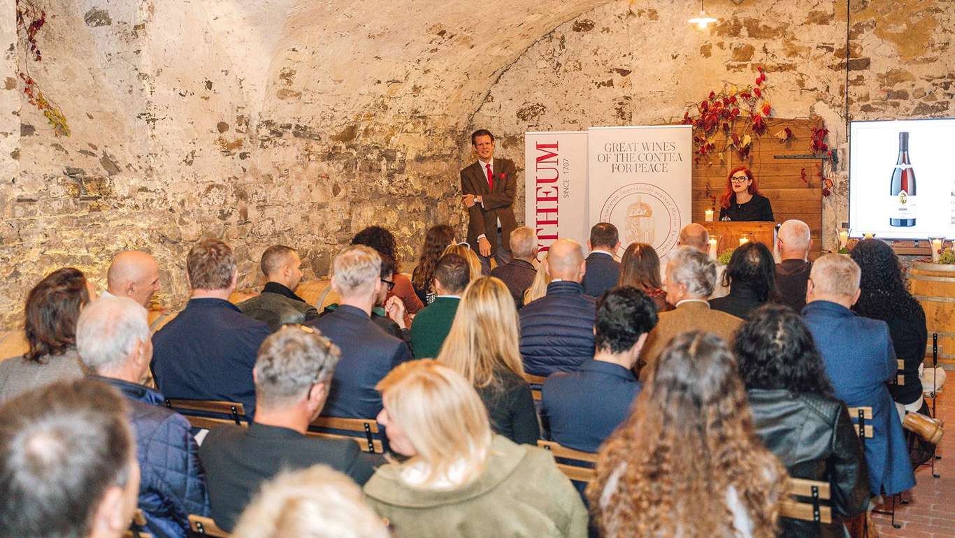 Lasta di vini nella cantina della Castagnevizza