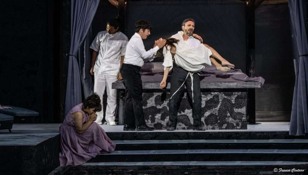 Alcesti di Euripide al Teatro greco di Siracusa Franca Centaro