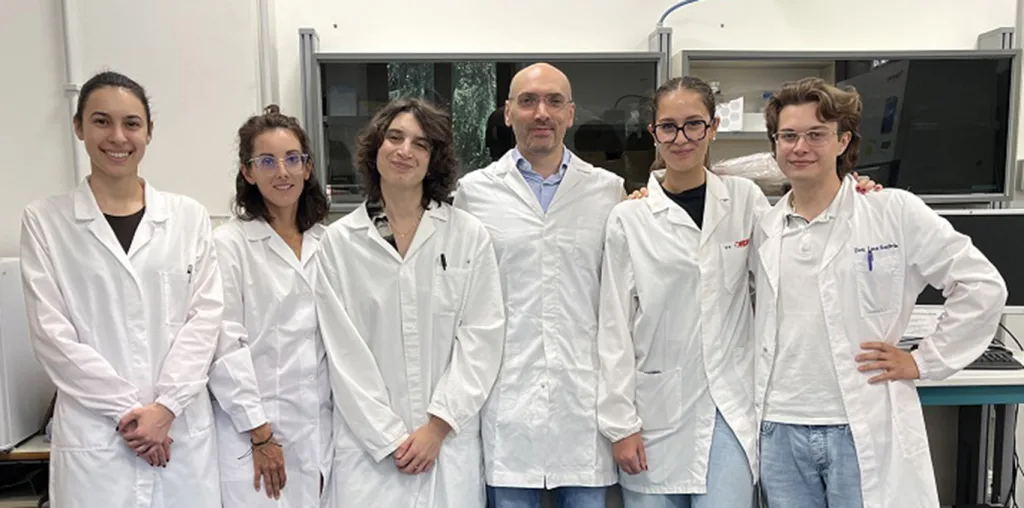 Da sinistra Francesca Agostini Letizia Pugnetti Miriam Saponaro Gianluca Petris Veronica Boeam Luca Scanferla
