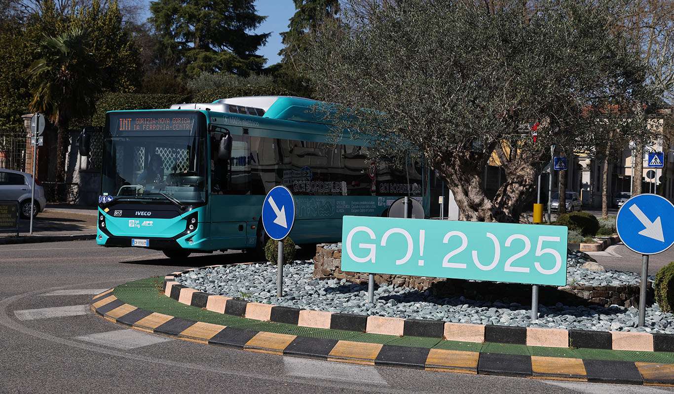 artbus2 Bumbaca2