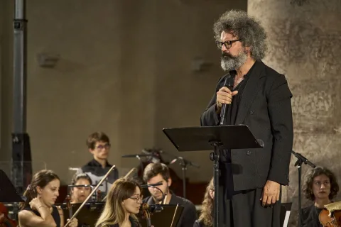 Simone Cristicchi Orcolat Massmedia 2