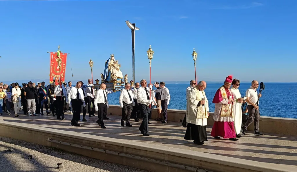 madonna del rosario 01