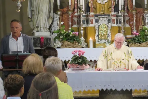 padre claudio 02
