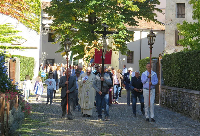 padre claudio 03